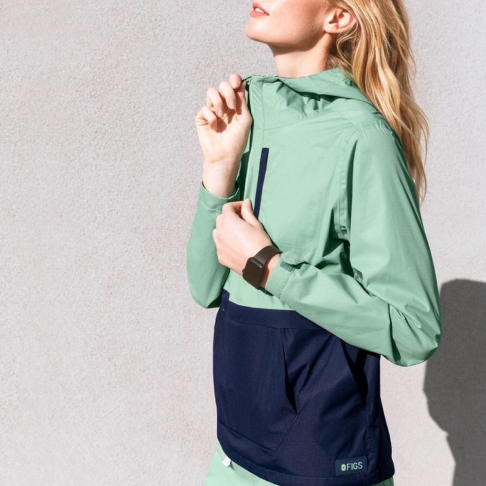 FIGS Packable Jacket